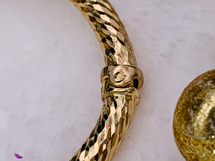Giani Bernini: Texture Bangle Bracelet In 18k Gold Plated Startling Silver