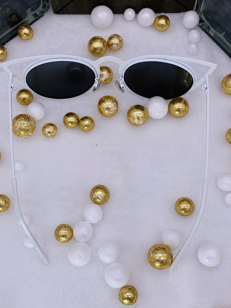 Cat Eye Sunglasses: White Frame And Blue Lenses