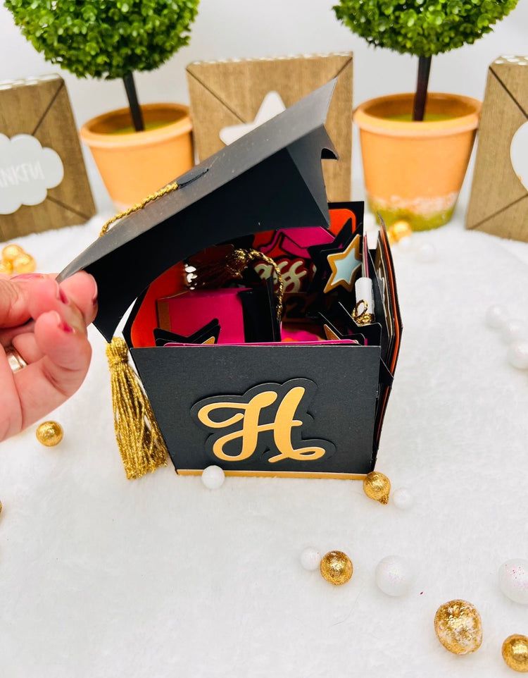 2026 Cute Graduation Exploding/ Pop-up Box