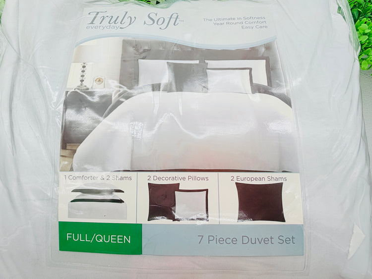 Truly Soft Everyday Hotel Border 7-Pc. Duvet Cover Set, Full/Queen