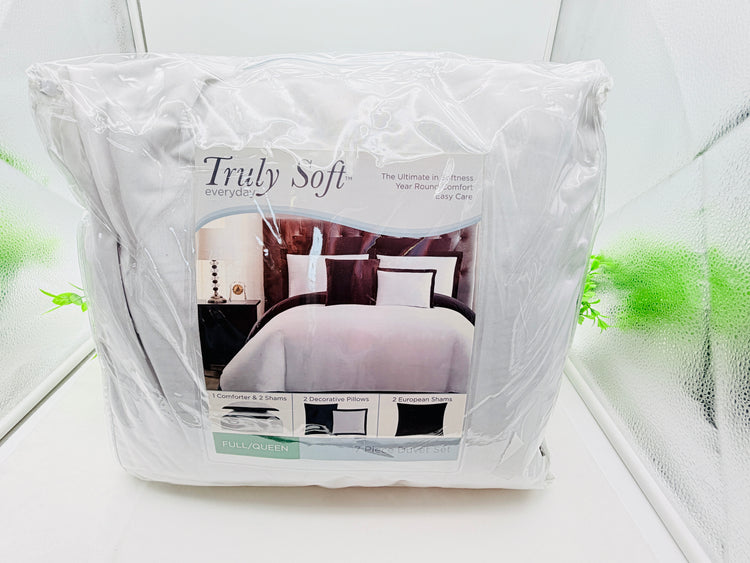 Truly Soft Everyday Hotel Border 7-Pc. Duvet Cover Set, Full/Queen