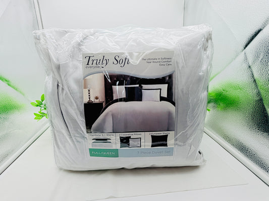 Truly Soft Everyday Hotel Border 7-Pc. Duvet Cover Set, Full/Queen