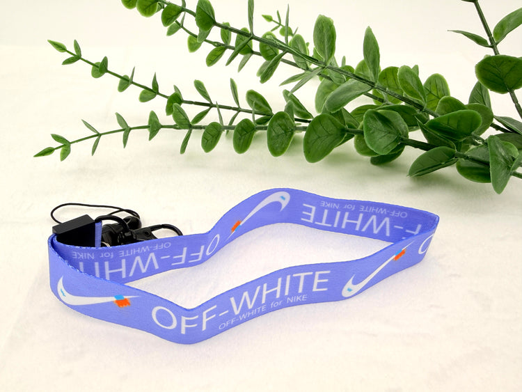 Nike OFF WHITE design Protective case with Lanyard for AirPods 4
(2024) Cyan