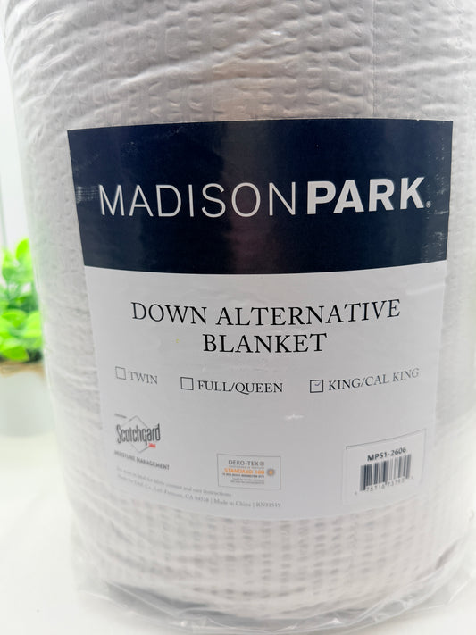 Madison Park Down Alternative Blanket, King/CalKing, Satin Trim, Light Grey