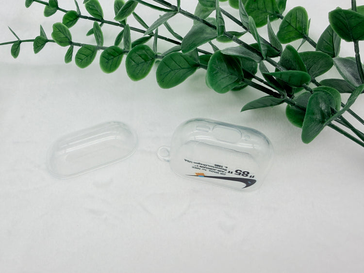 Nike OFF WHITE design Protective case with lanyard for AirPods 4
(2024) Clear