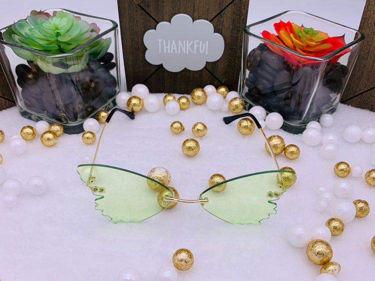 Butterfly Wing Lens Sunglasses: Green