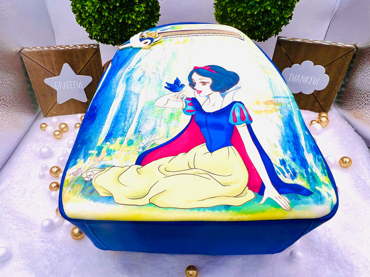 Mochila Loungefly con escena del bosque de Blancanieves