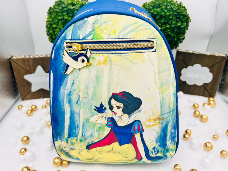 Mochila Loungefly con escena del bosque de Blancanieves