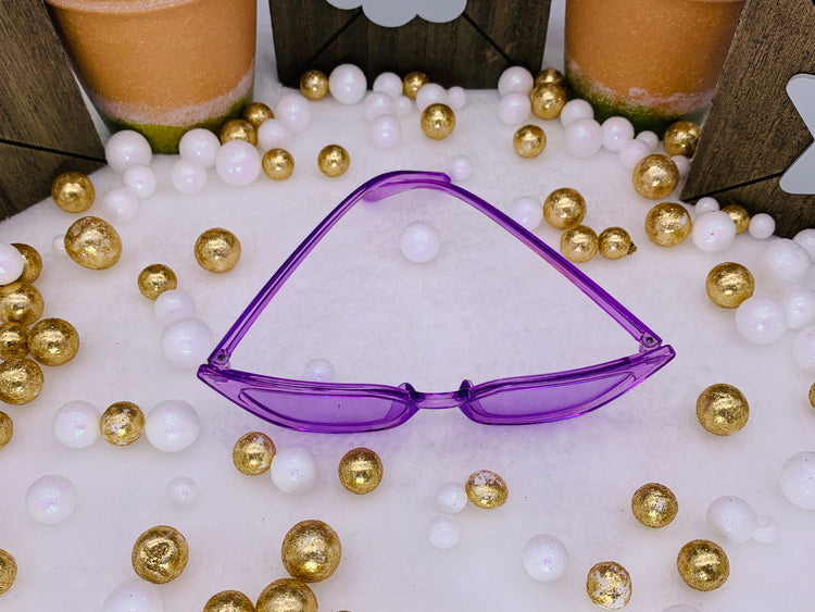 Trendy Cat Eye Transparent Frame Sunglasses: Purple