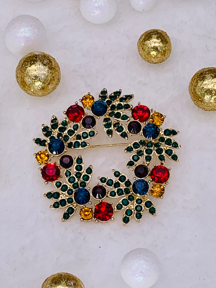 Holiday Christmas Wreath, Multicolore Crystal Pin